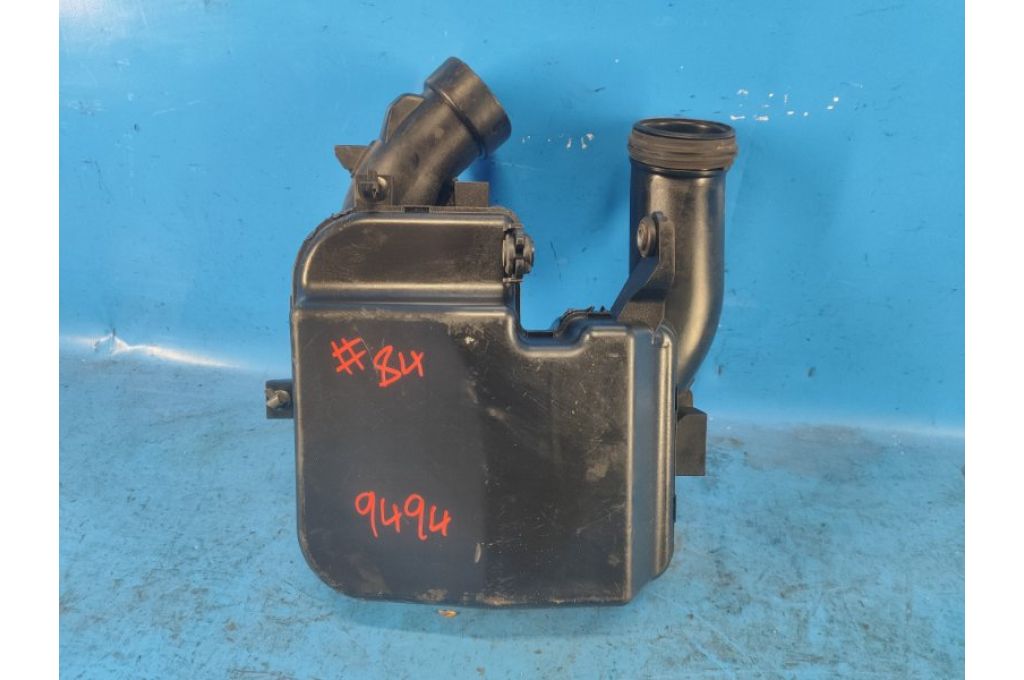 28221-F2000 | Rezonator filtra powietrza HYUNDAI ELANTRA AD 16- (362844) - Zdjęcie 2