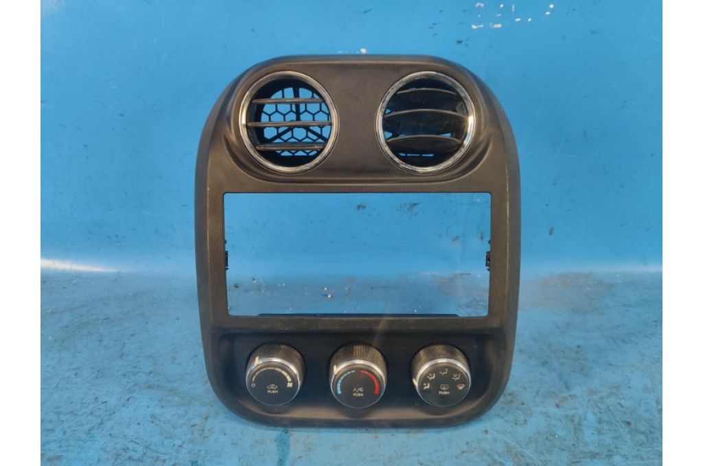 55111278AE | Moduł sterowania ogrzewaniem JEEP PATRIOT 10-17 (362858)