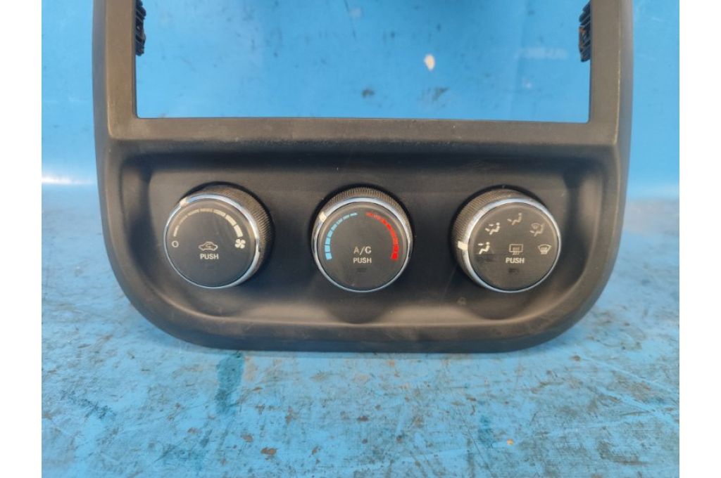 55111278AE | Moduł sterowania ogrzewaniem JEEP PATRIOT 10-17 (362858) - Zdjęcie 2