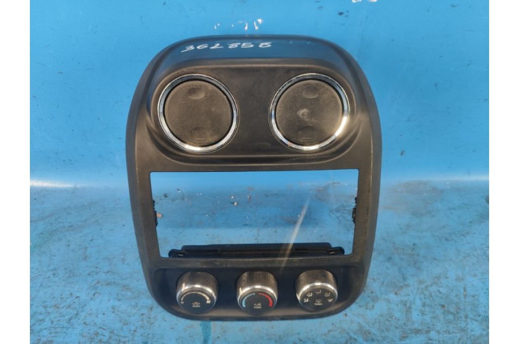 55111278AE | Moduł sterowania ogrzewaniem JEEP PATRIOT 10-17 (362858) - Zdjęcie 3