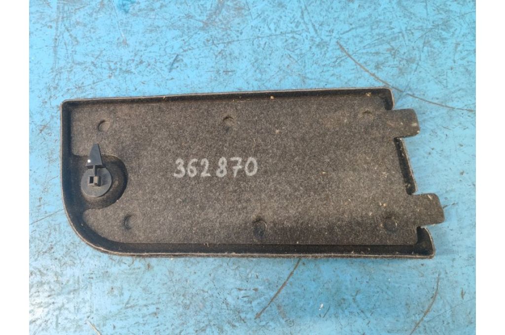 1J0867468 | Tapicerka bagażnika lew. VOLKSWAGEN TIGUAN 08-17 (362870) - Zdjęcie 2