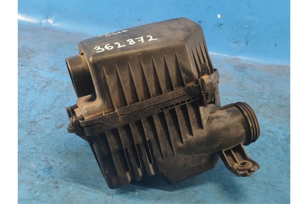 28100-1R100 | Obudowa filtra powietrza HYUNDAI VELOSTER 11-18 (362872)