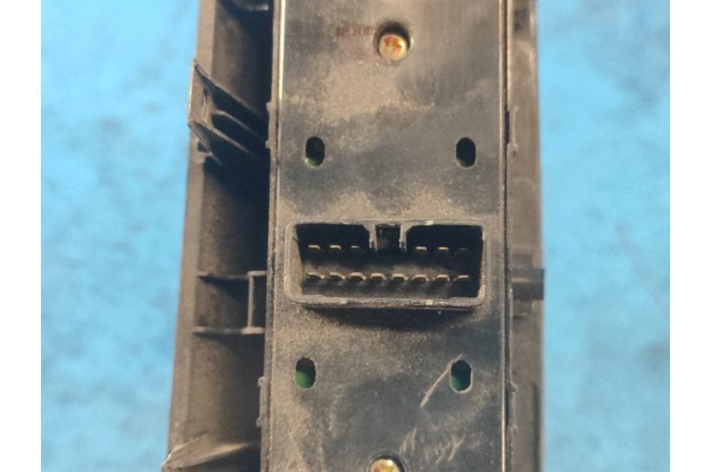 93570-2K010 | Moduł sterowania podnośnikami szyby przed. lew. KIA SOUL AM 08-13 (362888) - Zdjęcie 5