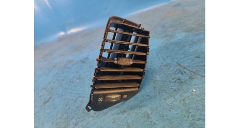 Deflektor powietrza praw. JEEP GRAND CHEROKEE 11-22 Deflektor powietrza praw. JEEP GRAND CHEROKEE 11-22