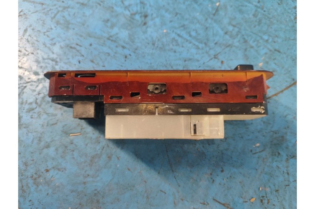 37990-52J20-R9S | Moduł sterowania podnośnikami szyby przed. lew. SUZUKI GRAND VITARA XL-7 01-06 (362950) - Zdjęcie 4