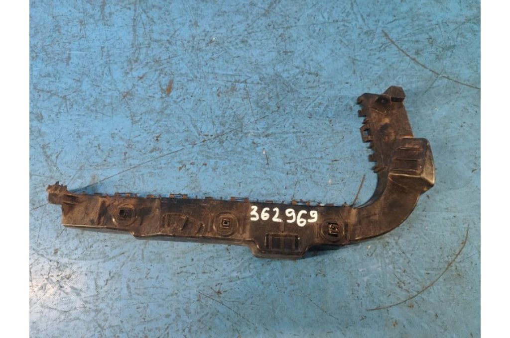 71821-57L00 | Wspornik tylnego zderzaka praw. SUZUKI KIZASHI 09-14 (362969)