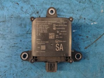 Czujnik martwego pola LEXUS NX 21-