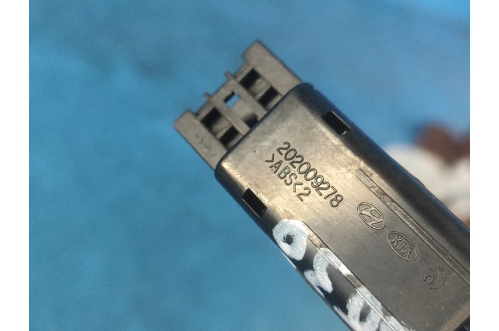 93790-3S000-4X | przycisk awaryjnych świateł HYUNDAI SONATA YF 10-14 (363083) - Zdjęcie 3