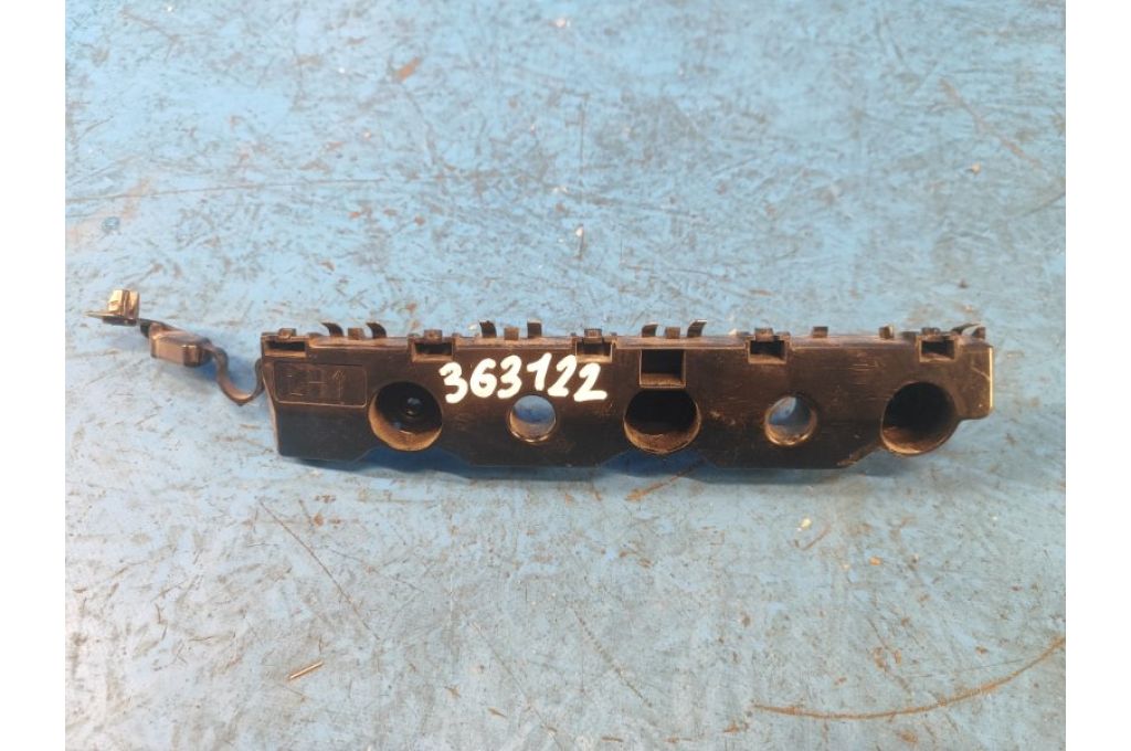 85221-5NA0A | Wspornik tylnego zderzaka lew. INFINITI QX50 18- (363122)