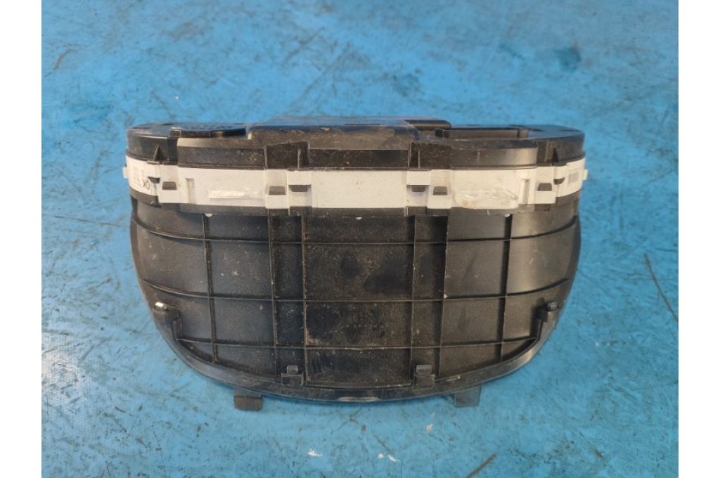 94011-F3011 | Tablica przyrządów HYUNDAI ELANTRA AD 16- (363163) - Zdjęcie 4