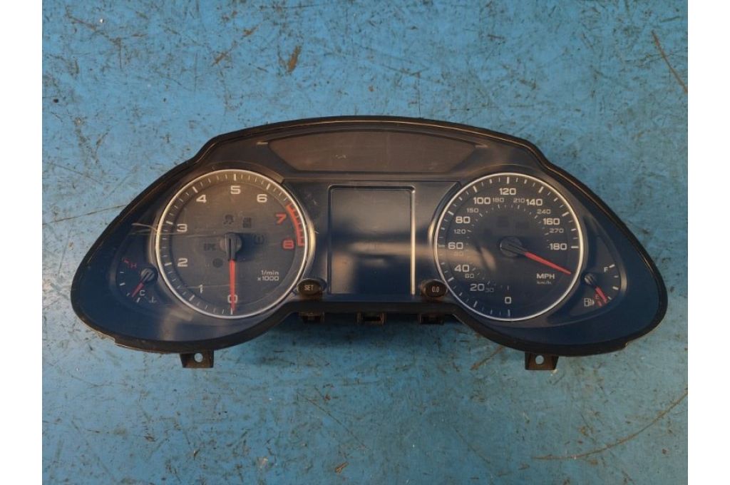 5550016205 | Tablica przyrządów AUDI Q5 08-16 (363197)