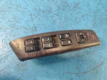 Moduł sterowania podnośnikami szyby przed. lew. HYUNDAI TUCSON LM 09-15