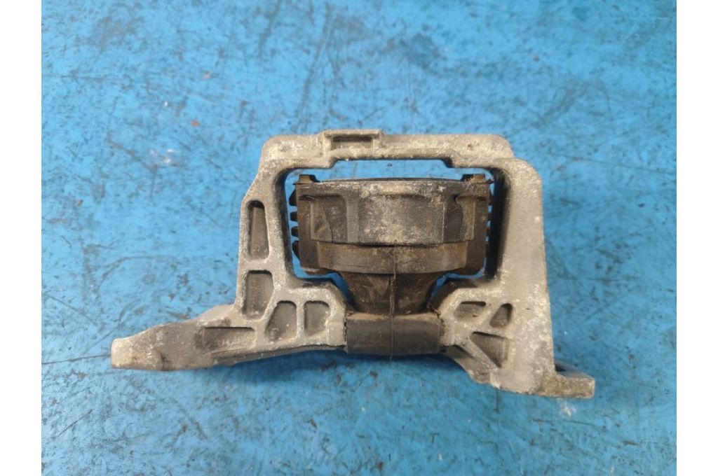 AV6Z-6038-A | Poduszka silnika praw. FORD FOCUS 10-18 (363249)