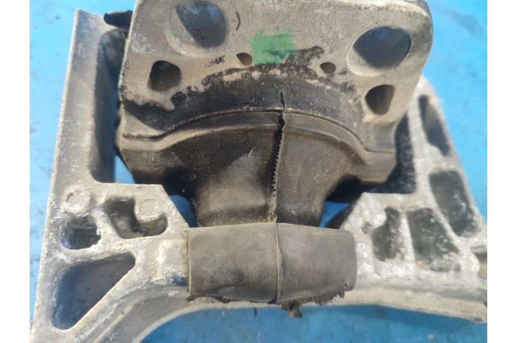 AV6Z-6038-A | Poduszka silnika praw. FORD FOCUS 10-18 (363249) - Zdjęcie 7