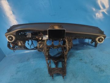 Deska rozdzielcza MERCEDES C-CLASS W205 16-21