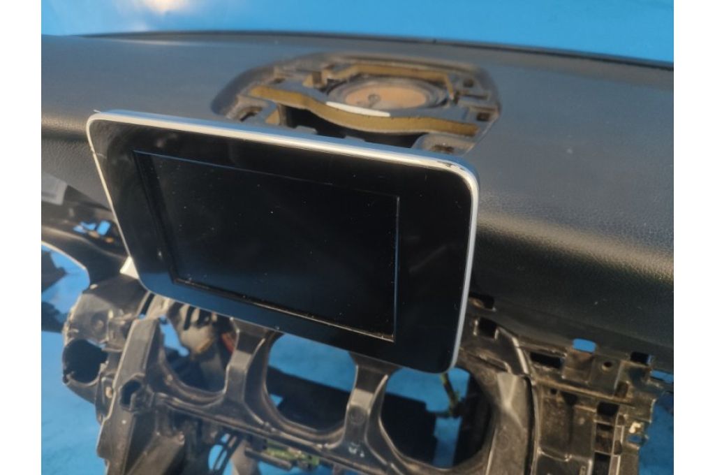 A20568008879J38 | Deska rozdzielcza MERCEDES C-CLASS W205 16-21 (363327) - Zdjęcie 10