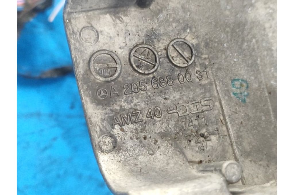 A20568008879J38 | Deska rozdzielcza MERCEDES C-CLASS W205 16-21 (363327) - Zdjęcie 19