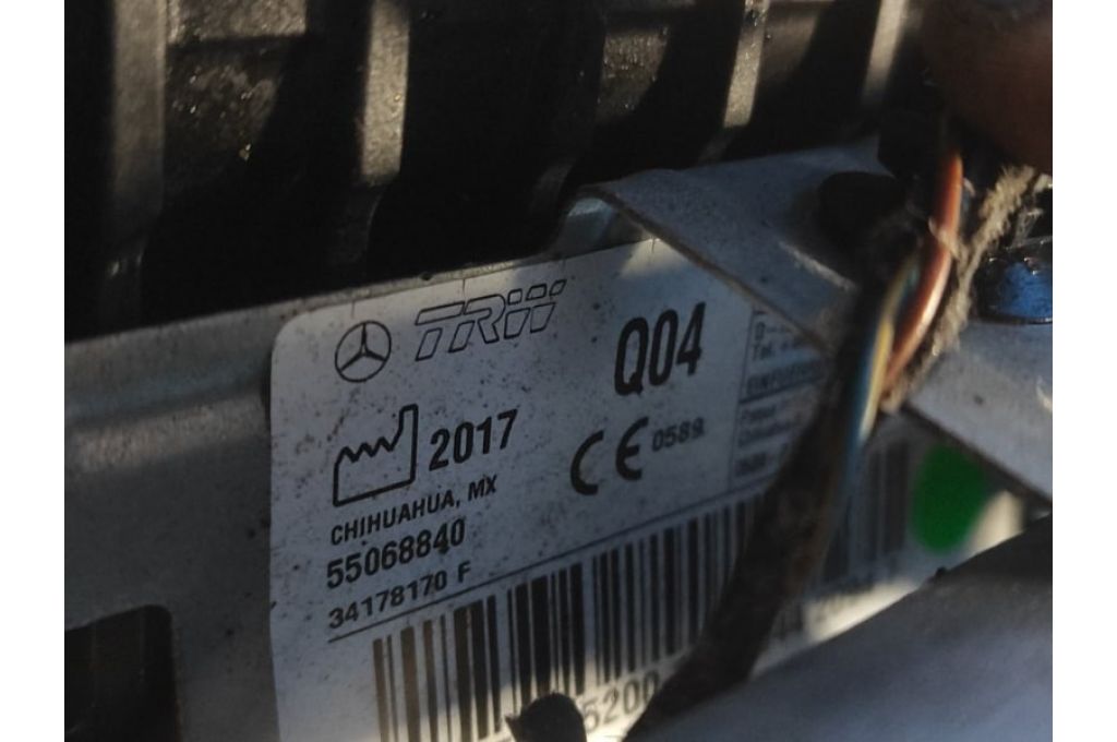 A20568008879J38 | Deska rozdzielcza MERCEDES C-CLASS W205 16-21 (363327) - Zdjęcie 23