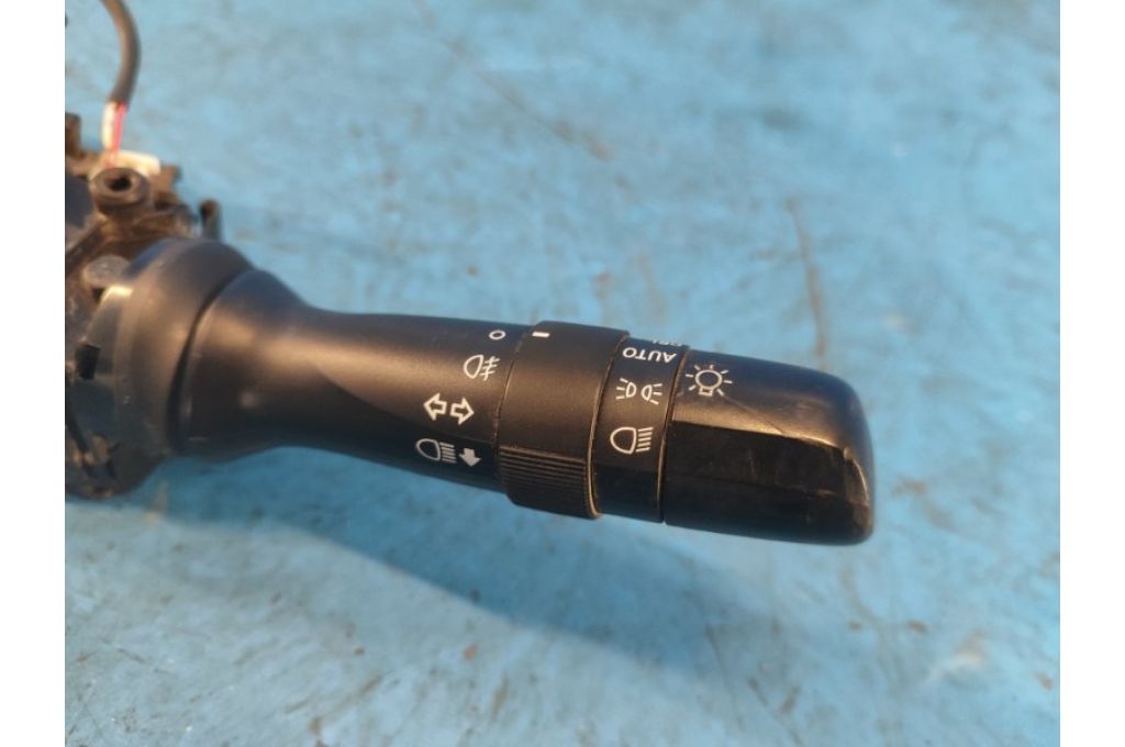 84140-48190 | Przełącznik pod kierownicą lew. LEXUS HS250H (ANF10) 09-12 (363447) - Zdjęcie 3