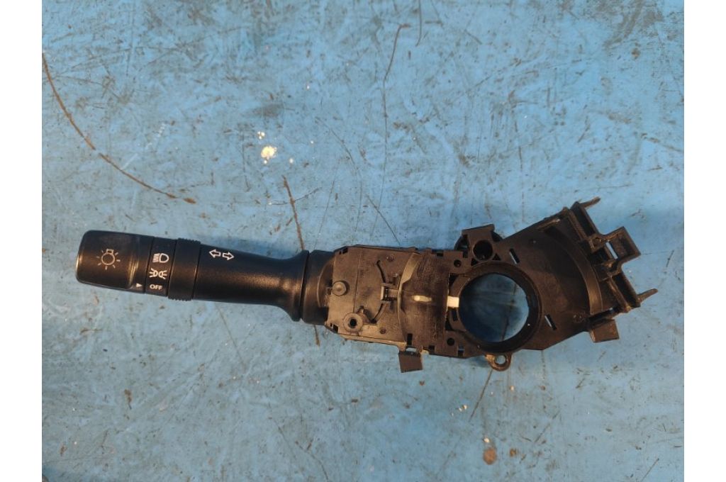 93410-1U000 | Przełącznik pod kierownicą lew. KIA RIO UB 2011-2017 (363492)