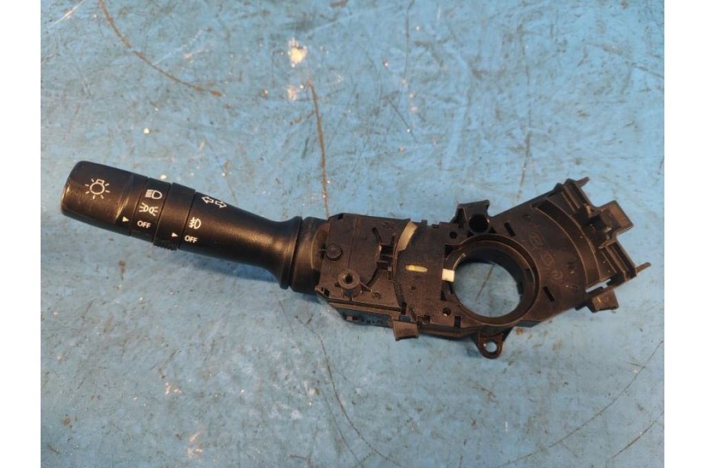 93410-3S010 | Przełącznik pod kierownicą lew. HYUNDAI VELOSTER 11-18 (363522)