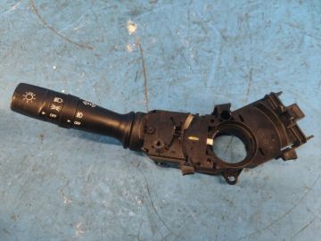 Przełącznik pod kierownicą lew. HYUNDAI VELOSTER 11-18