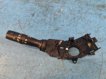 Przełącznik pod kierownicą lew. HYUNDAI ELANTRA MD 10-15