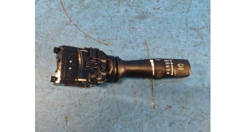 Przełącznik pod kierownicą praw. HYUNDAI ELANTRA MD 10-15