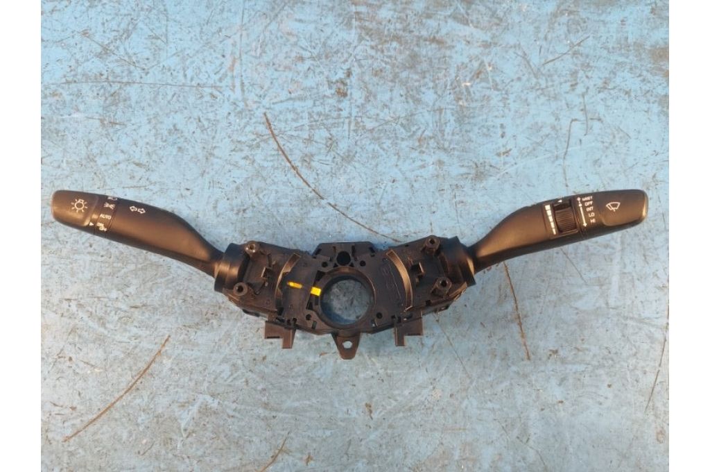 93401-F2500 | Przełącznik pod kierownicą HYUNDAI ELANTRA AD 16- (363649)