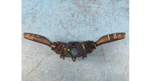 Przełącznik pod kierownicą HYUNDAI ELANTRA AD 16-