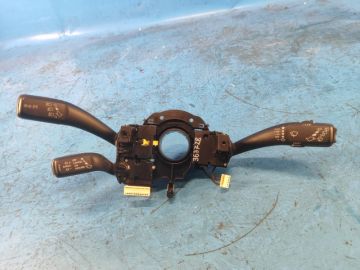 Przełącznik pod kierownicą AUDI Q5 08-16