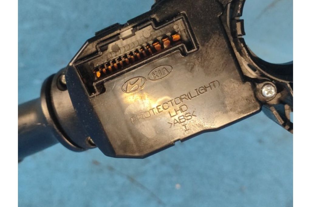 93410-4R110 | Przełącznik pod kierownicą lew. HYUNDAI SONATA YF 10-14 (363765) - Zdjęcie 3