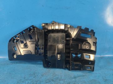 Wspornik tylnego zderzaka praw. BMW XM (G09) 23-