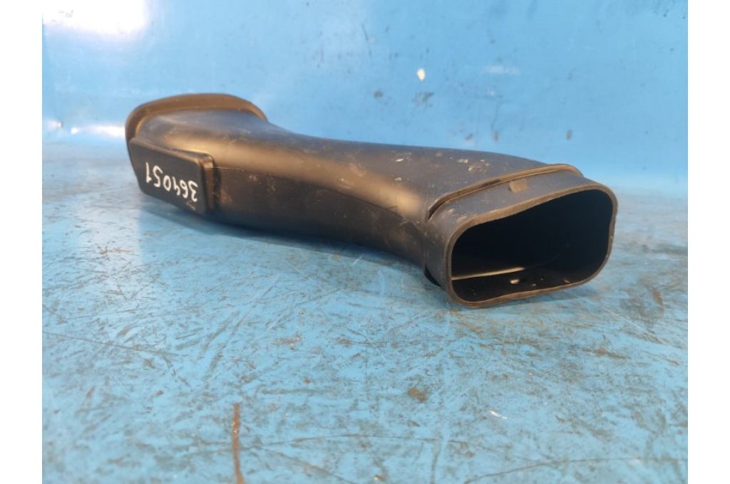 13718091868 | Przewód filtra powietrza BMW XM (G09) 23- (364051) - Zdjęcie 4