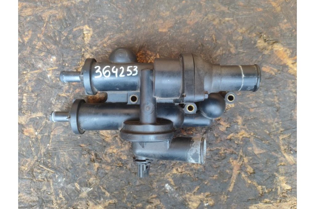 04884568AE | Obudowa termostatu DODGE JOURNEY 08-20 (364253)