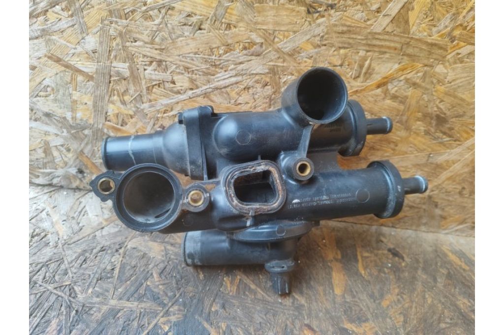 04884568AE | Obudowa termostatu DODGE JOURNEY 08-20 (364253) - Zdjęcie 2