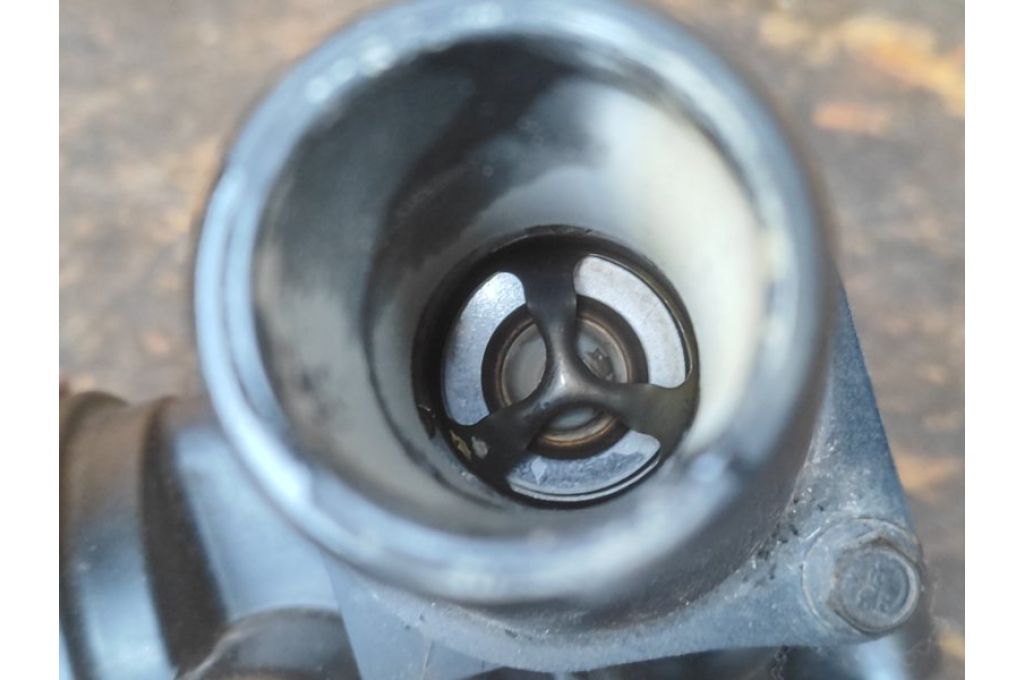 04884568AE | Obudowa termostatu DODGE JOURNEY 08-20 (364253) - Zdjęcie 6