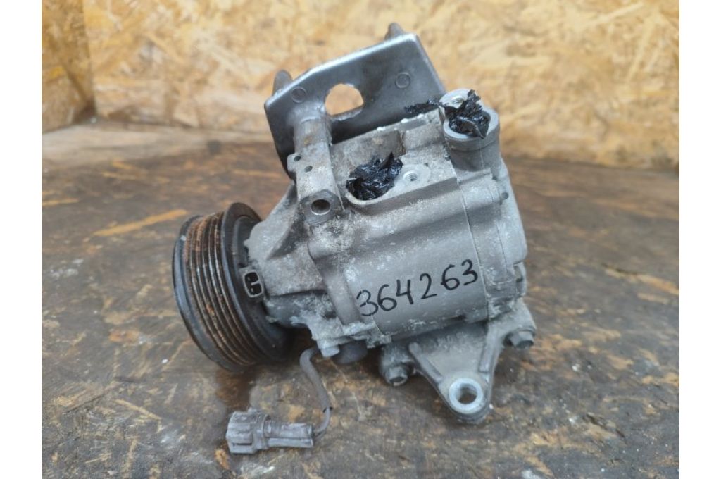 73111AG010 | Kompresor klimatyzacji SUBARU TRIBECA B9 05-07 (364263)