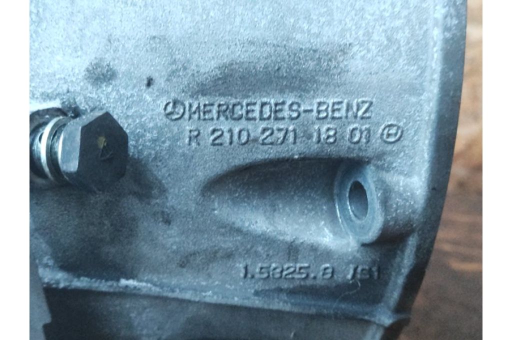 A 220 270 05 00 | Automatyczna skrzynia biegów MERCEDES E-CLASS W211 02-09 (361984) - Zdjęcie 8