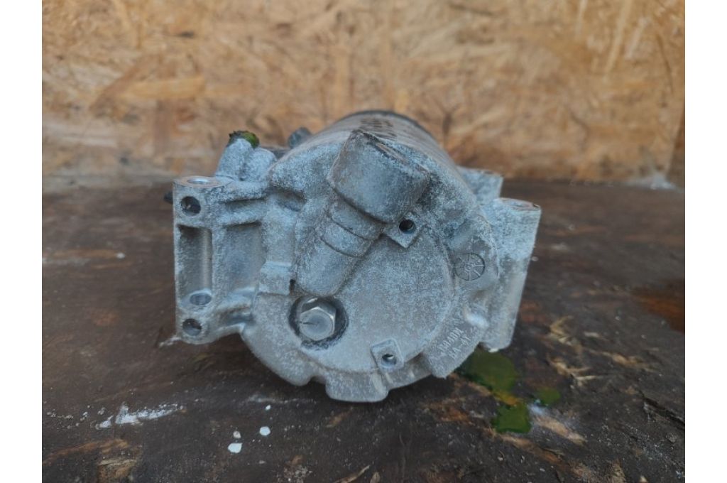 CV6Z-19703-J | Kompresor klimatyzacji FORD FOCUS 10-18 (364935) - Zdjęcie 4
