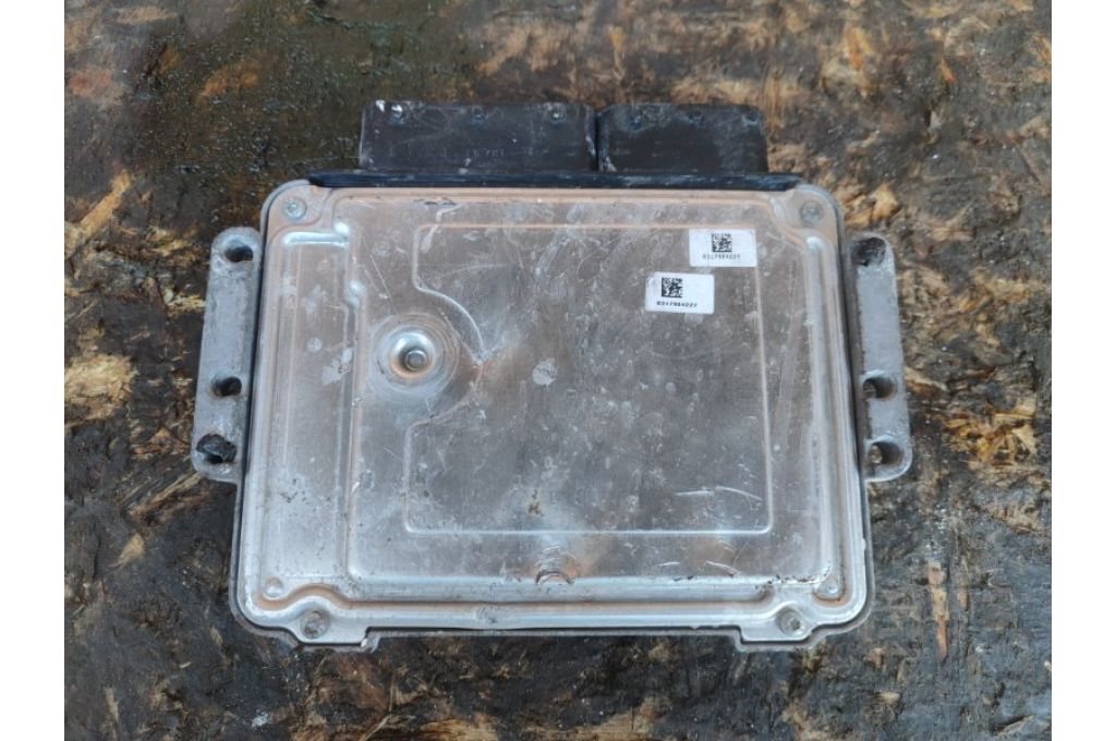 BV6112B684BA | Moduł sterowania silnikiem FORD FOCUS 10-18 (364941) - Zdjęcie 3