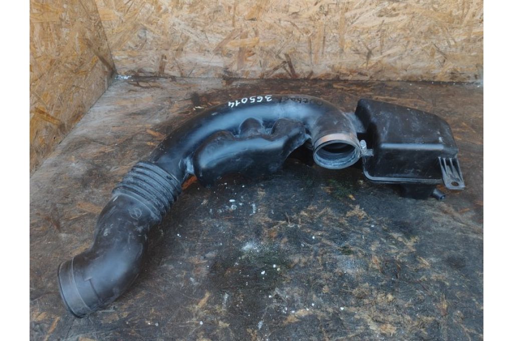 14456AA43A | Przewód filtra powietrza SUBARU OUTBACK 09-14 BR (365014)