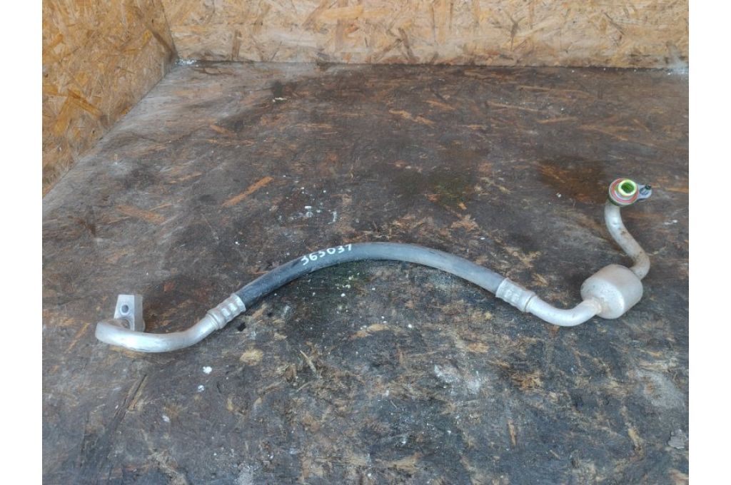 BV61-19N602-EB | Rurka klimatyzacji FORD FOCUS 10-18 (365031)