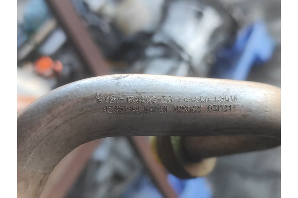 BV61-19N602-EB | Rurka klimatyzacji FORD FOCUS 10-18 (365031) - Zdjęcie 4