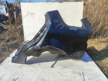 Tylna ćwiartka lew. LAND ROVER DISCOVERY Sport 15-19