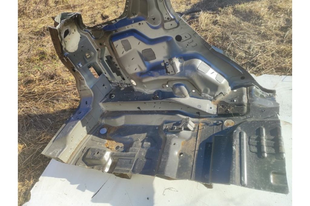 Tylna ćwiartka lew. LAND ROVER DISCOVERY Sport 15-19 (365082) - Zdjęcie 4