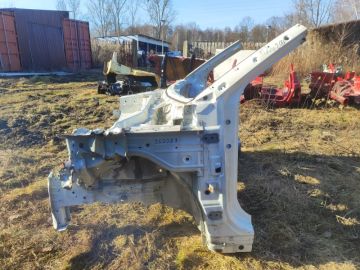 Przednia ćwiartka lew. SSANGYONG TIVOLI 15-19