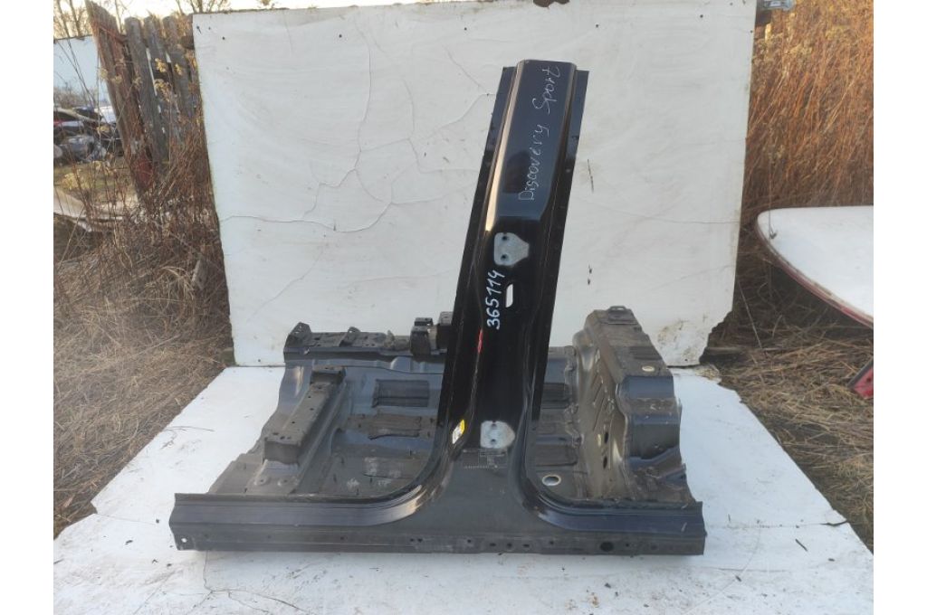 Centralny słupek nadwozia lew. LAND ROVER DISCOVERY Sport 15-19 (365114)