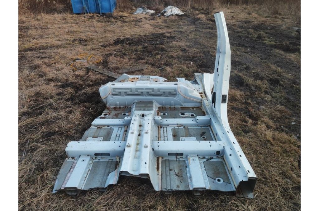 Centralny słupek nadwozia lew. SSANGYONG TIVOLI 15-19 (365117) - Zdjęcie 2