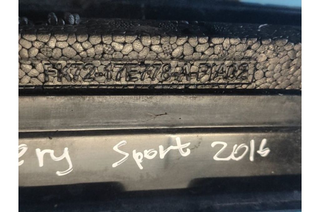 FK72-17E778-A | Wzmacniacz przedniego zderzaka LAND ROVER DISCOVERY Sport 15-19 (365514) - Zdjęcie 6